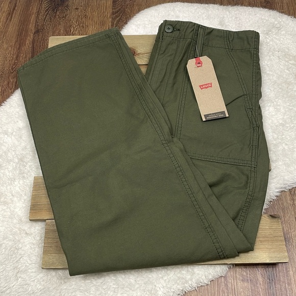 Levi's NWT Ribcage Utility Pants In Khaki Green - Picture 3 of 8